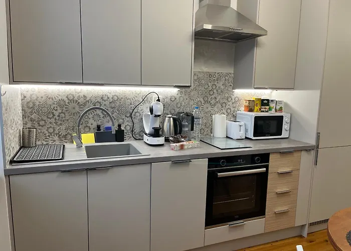 Diva Kapana 2bdr With Parking