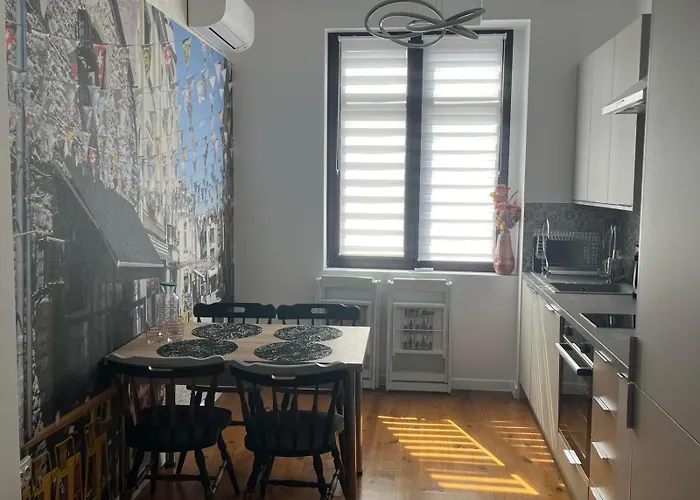 Diva Kapana 2bdr With Parking *